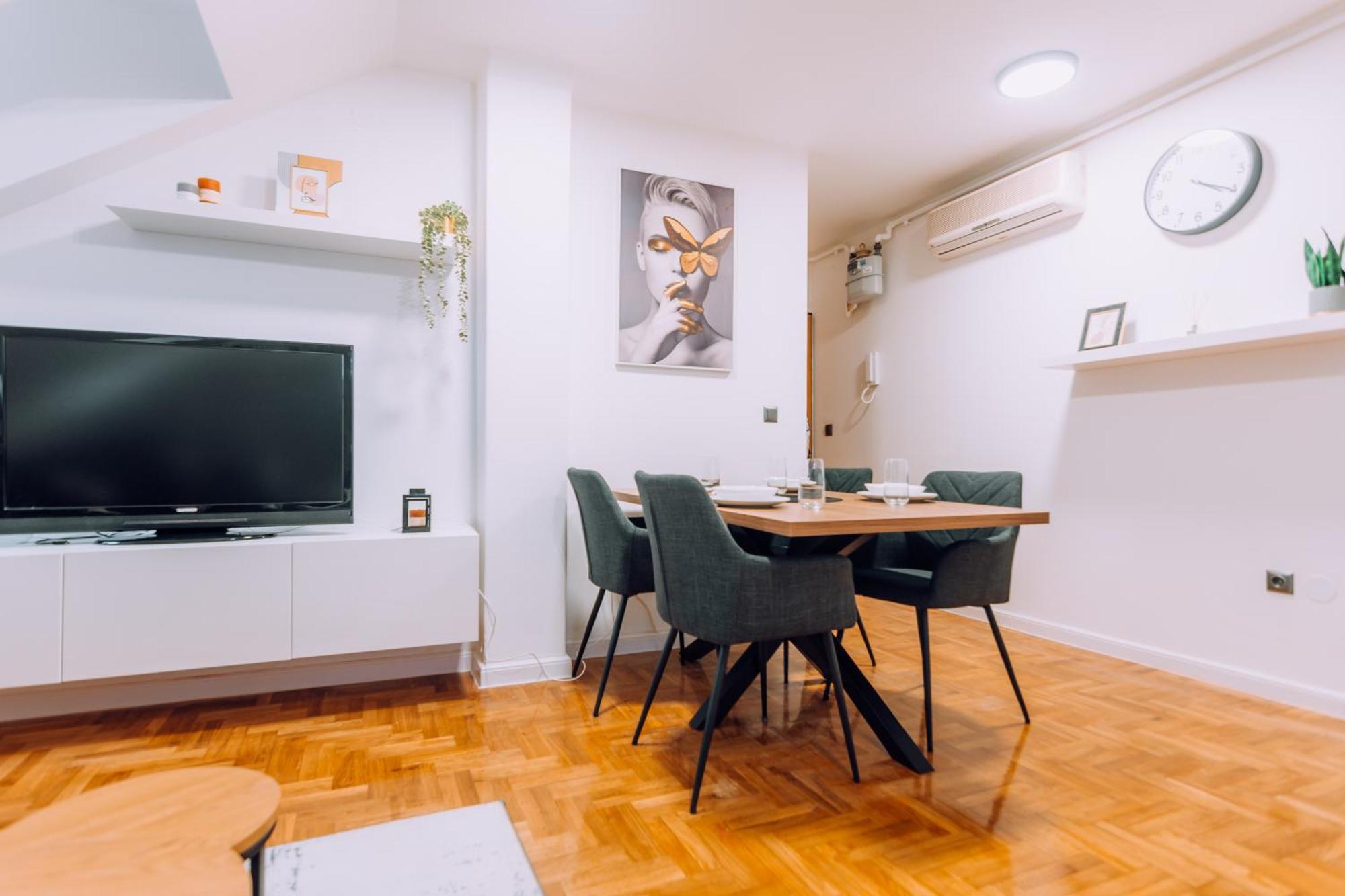 Apartment Sara ซาเกร็บ ภายนอก รูปภาพ