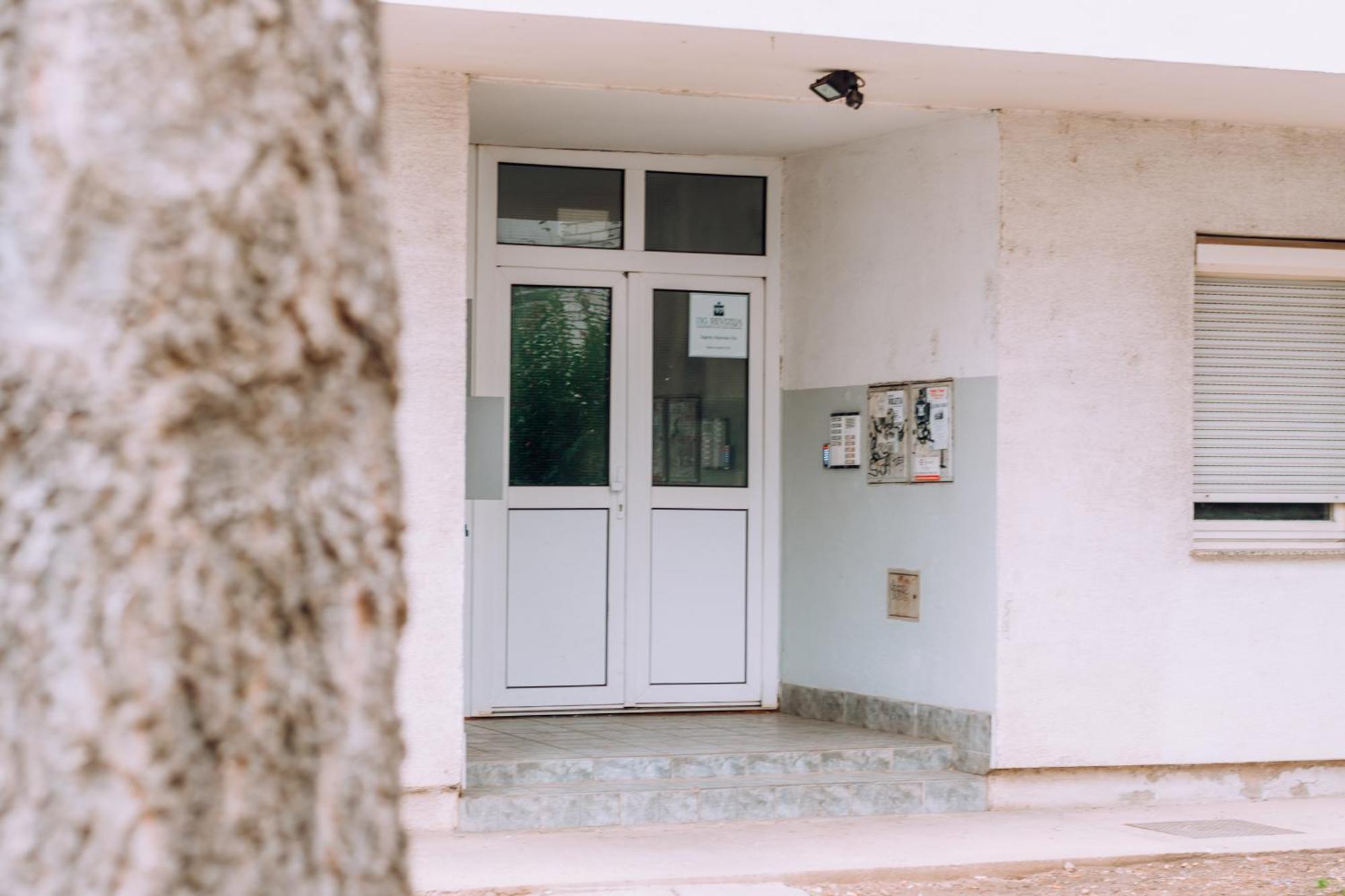 Apartment Sara ซาเกร็บ ภายนอก รูปภาพ